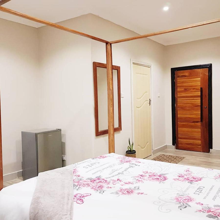 Chinyonga Guesthouse Limbe Buitenkant foto