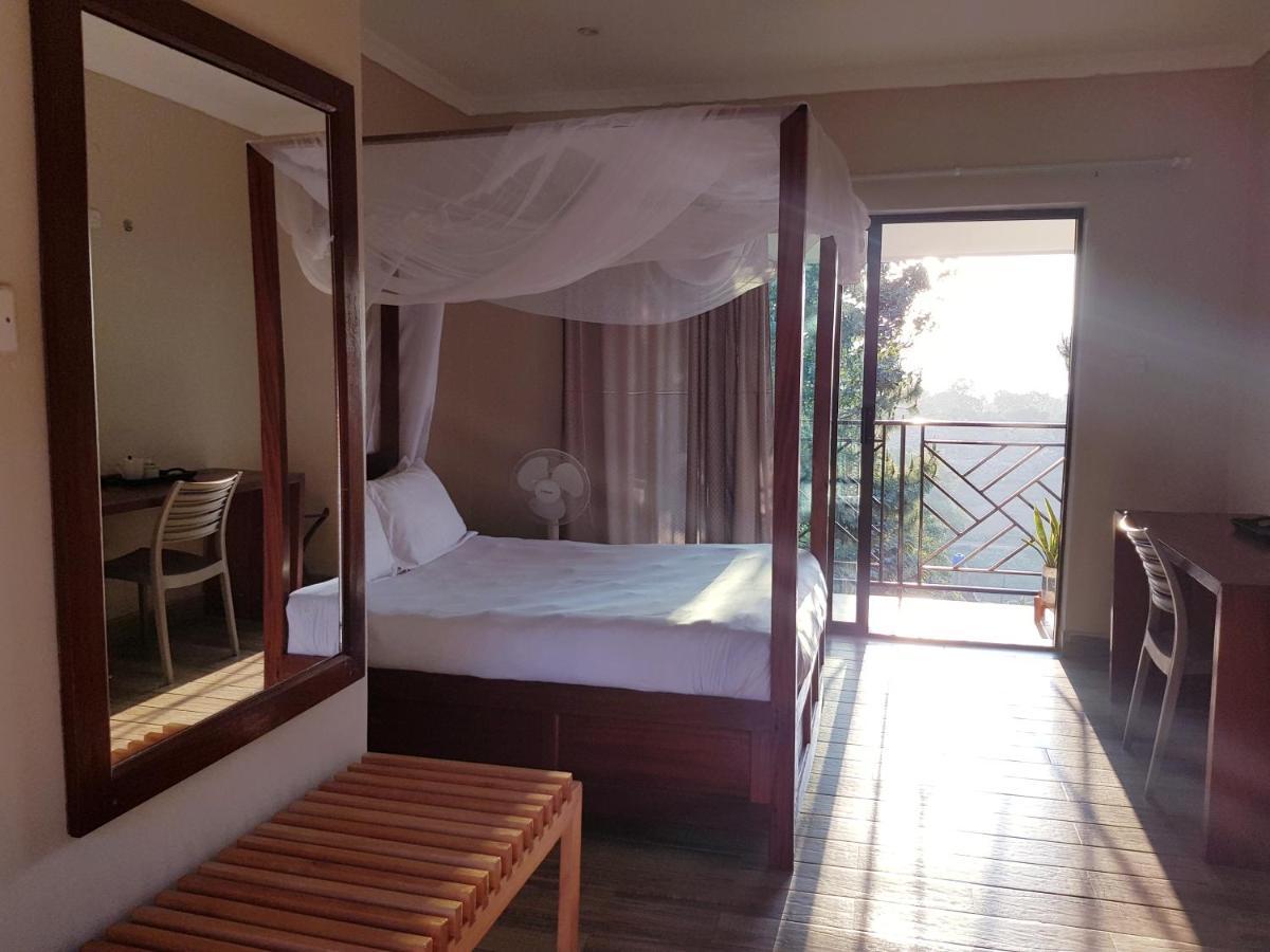 Chinyonga Guesthouse Limbe Buitenkant foto