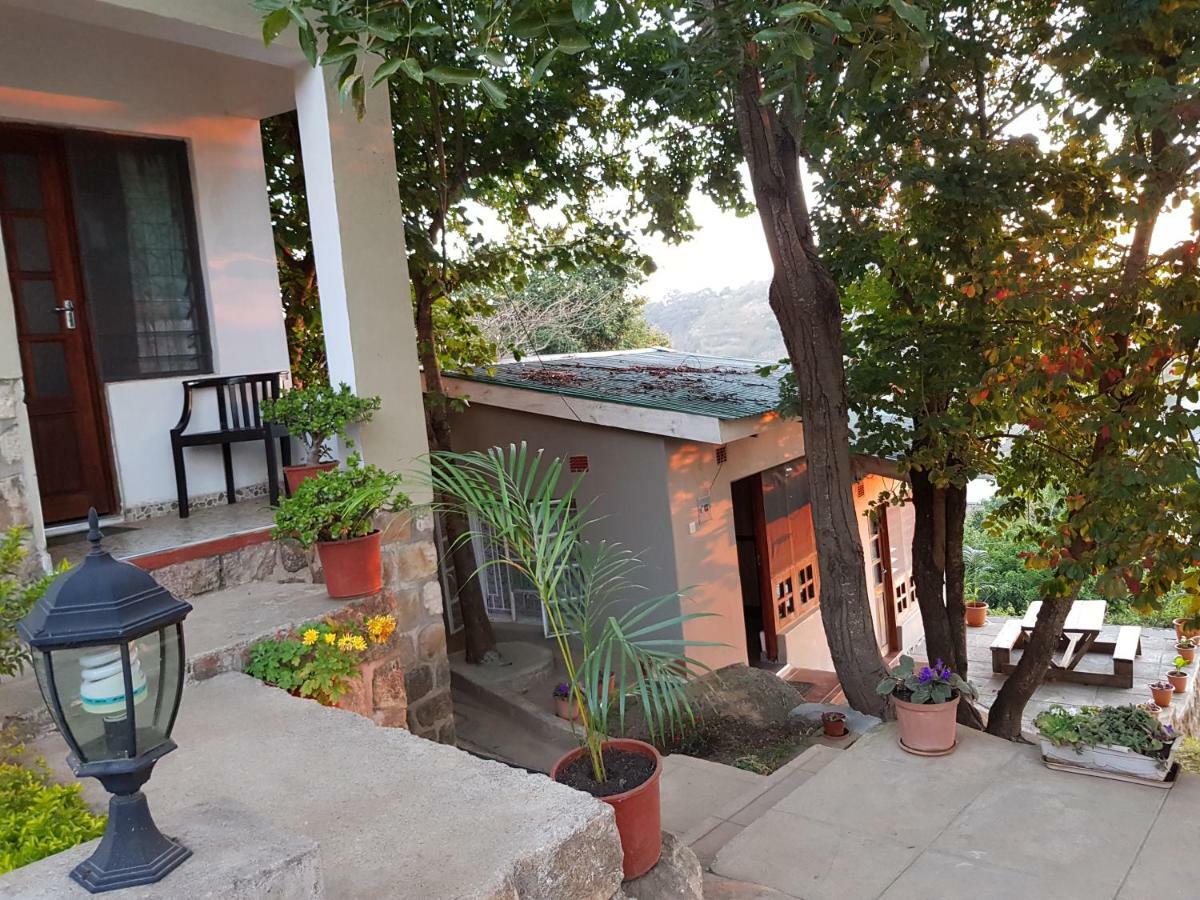 Chinyonga Guesthouse Limbe Buitenkant foto